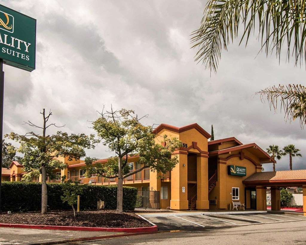 Americas Best Value Inn & Suites Escondido Bagian luar foto